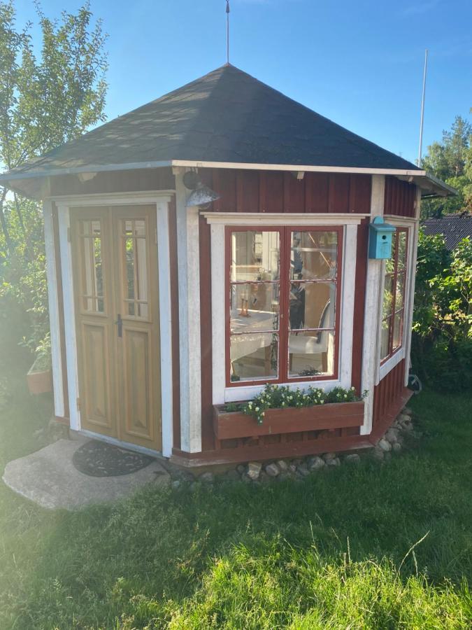 Roeda Huset Villa Hallstahammar Екстериор снимка